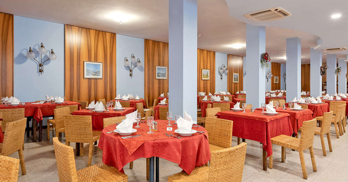 Ein Foto Hotel Palme Royal & Suite