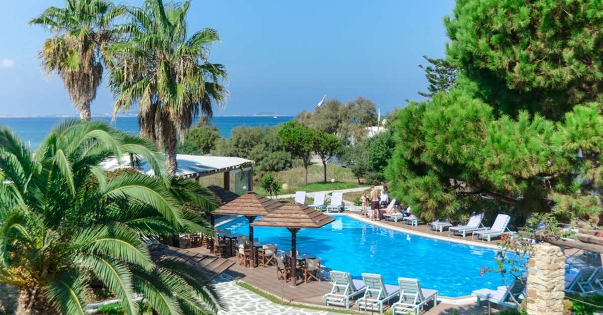 Een foto van het zwembad bij Alkyoni Beach Hotel