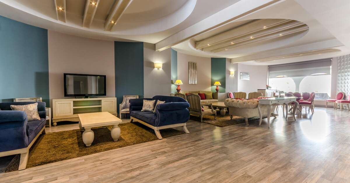 Een foto van het interieur van Senator Hotel Virgen De Los Reyes
