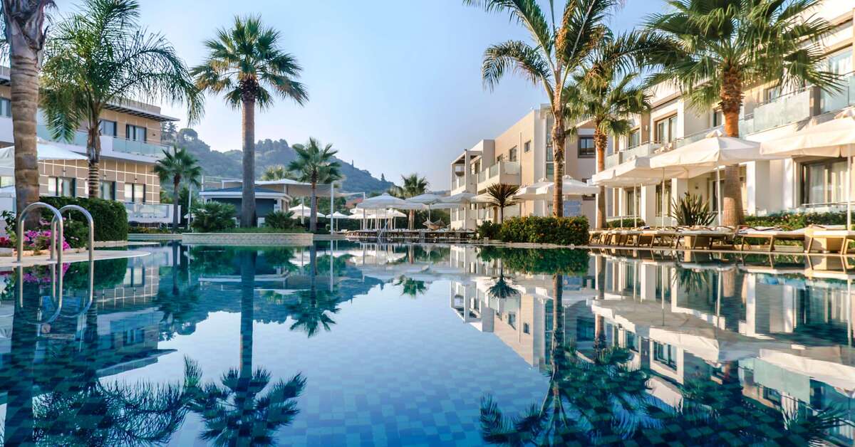 Een foto van het zwembad bij Lesante Classic Luxury Hotel & Spa