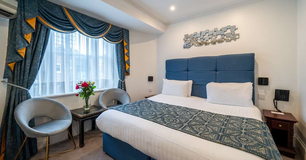 Een foto van La Place Hotel