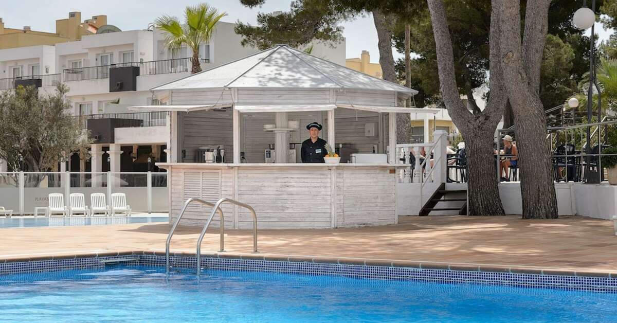 Een foto van het zwembad bij Hotel Vibra Riviera