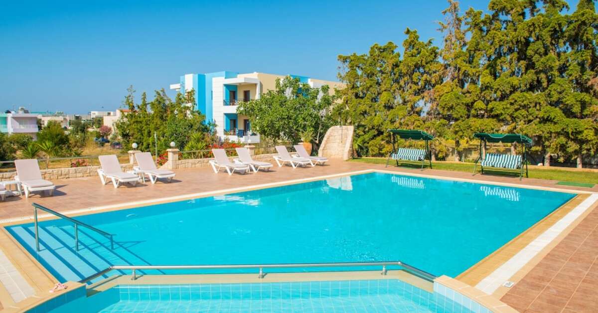 Ein Foto vom Pool im W Suites