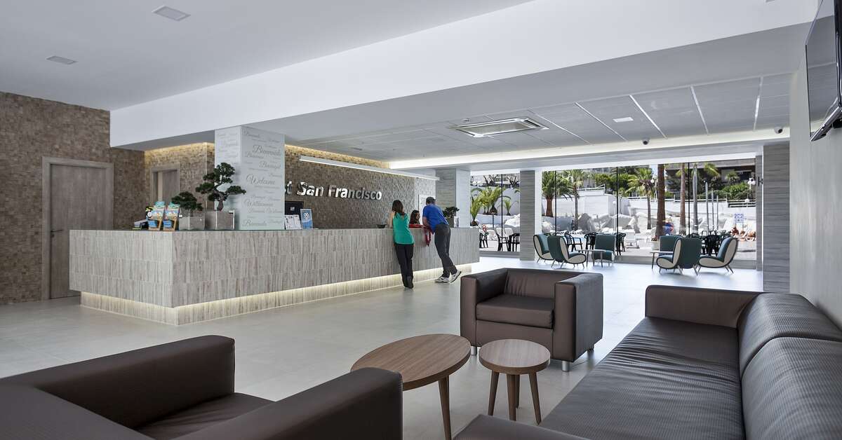 Een foto van het interieur van Best San Francisco