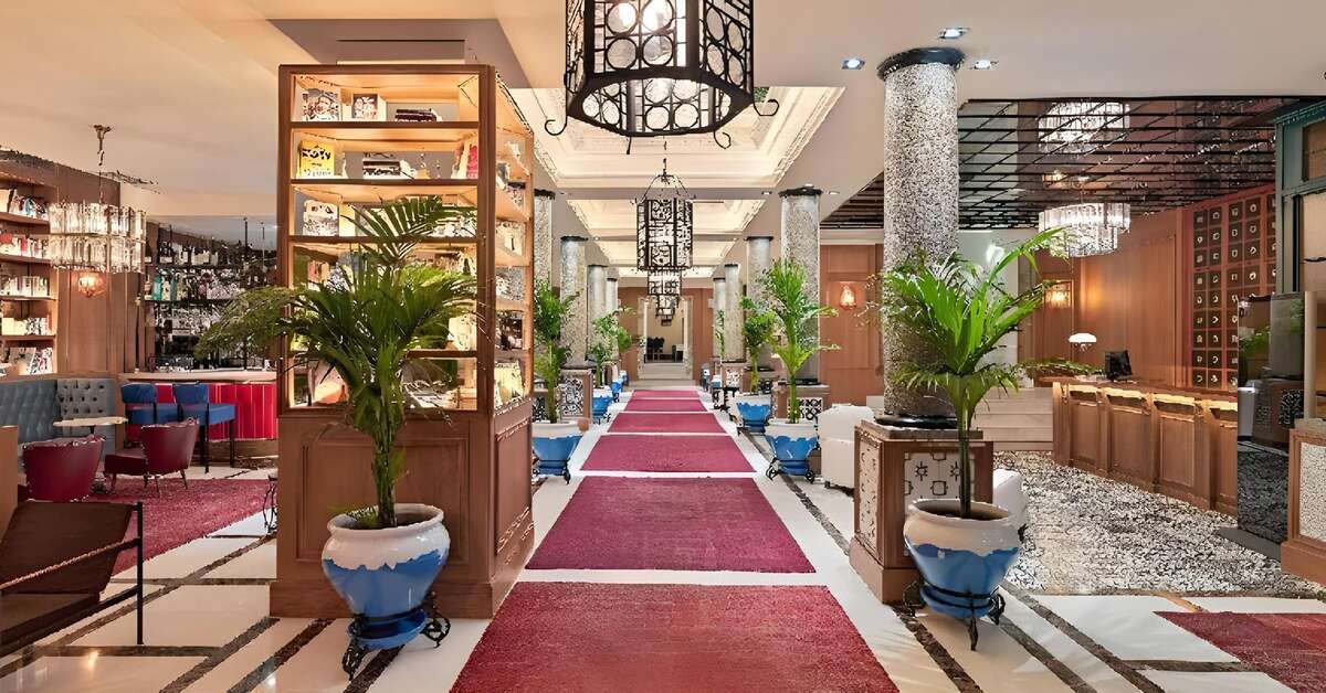 Een foto van het interieur van H10 Villa de la Reina