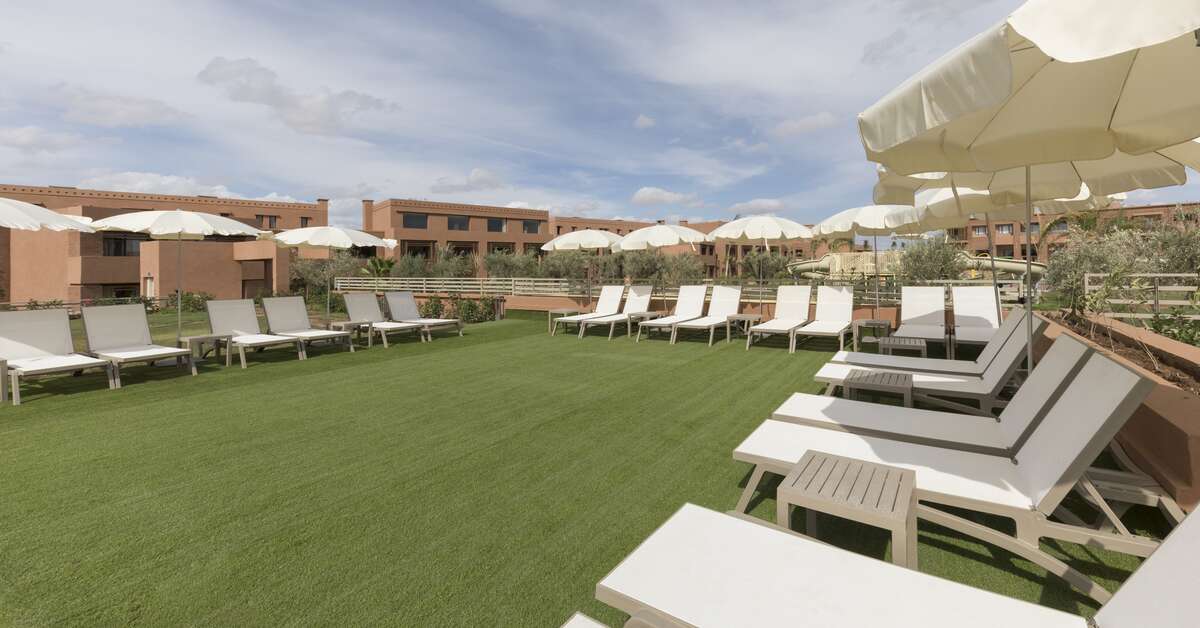 Een foto van het terras bij Be Live Experience Marrakech Palmeraie