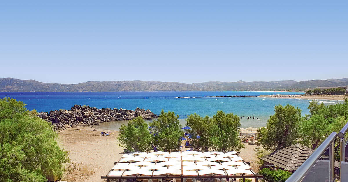 Een foto van het terras bij Elena Beach Hotel