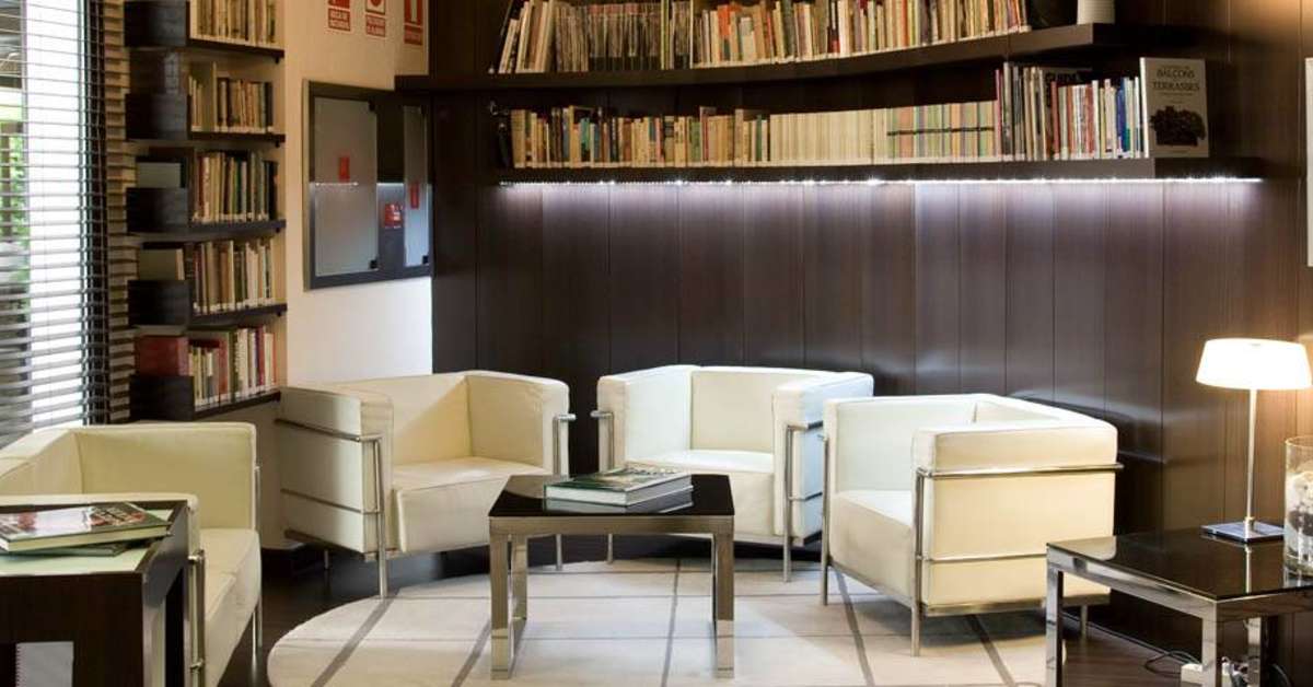 Een foto van het interieur van Eurostars Centrum Alicante