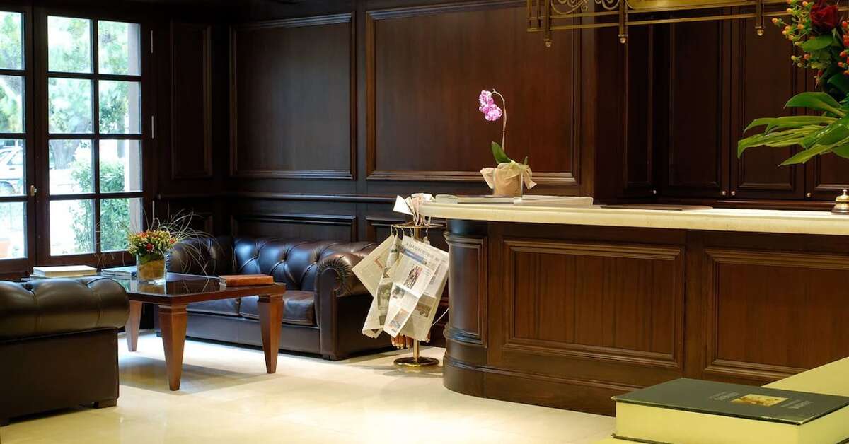 Een foto van het interieur van Hotel Hera