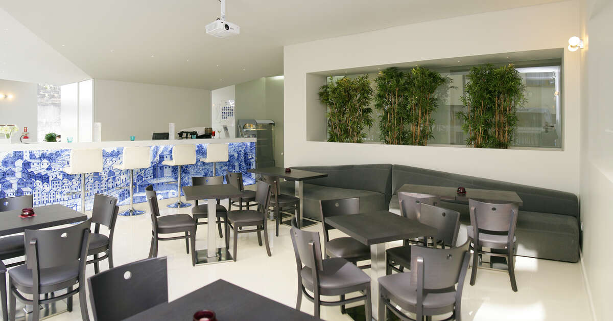 Een foto van de faciliteiten bij Tryp by Wyndham Porto Centro Hotel