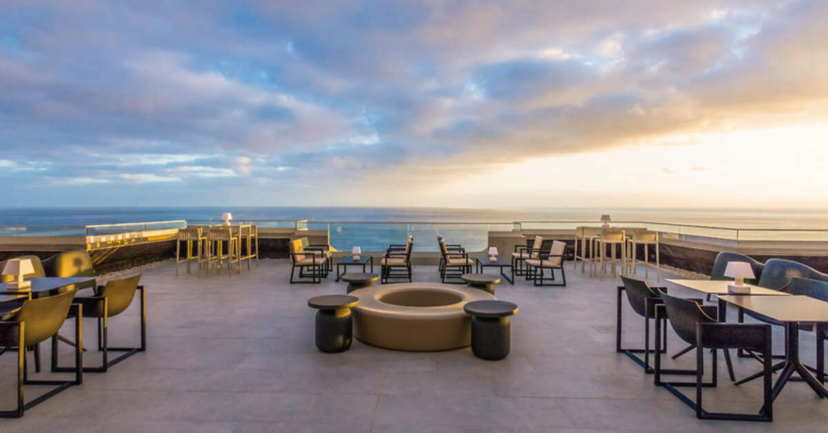 Een foto van het terras bij Allegro Madeira