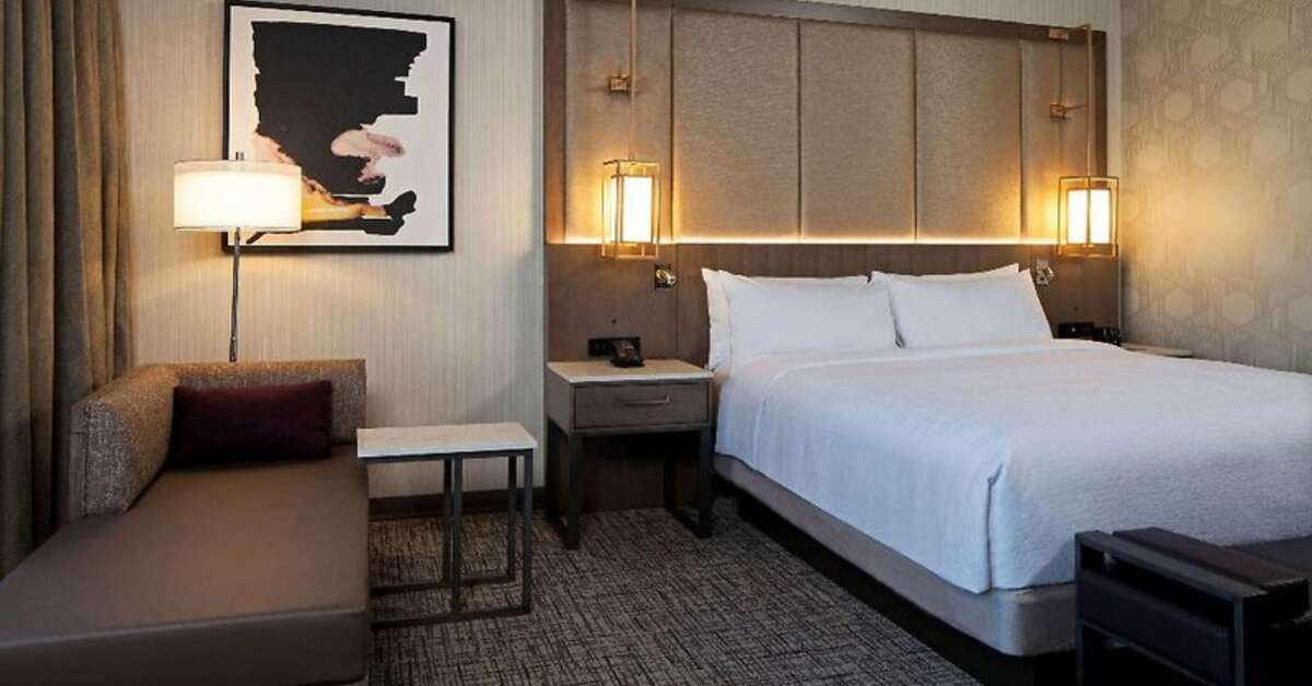 Een foto van H Hotel Los Angeles Curio Collection by Hilton