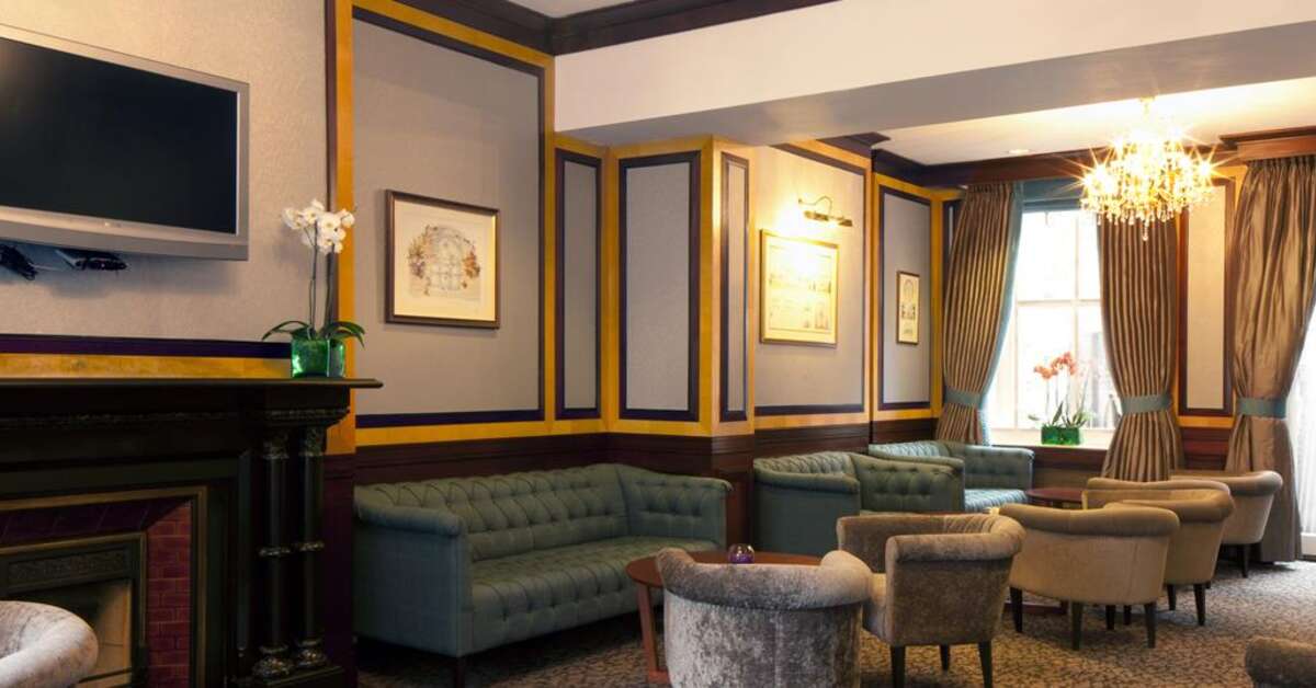 Een foto van het interieur van Grange Langham Court Hotel