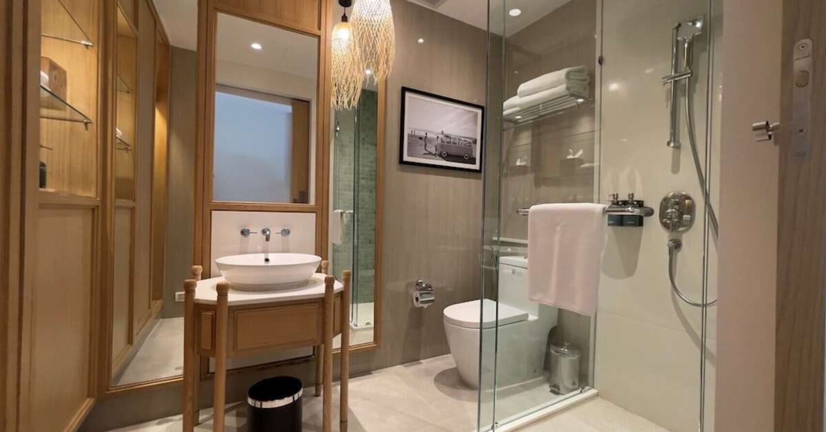 Ein Foto Outrigger Surin Beach Resort