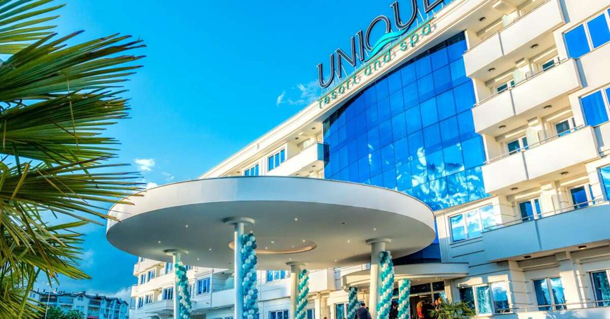 Een foto van de buitenkant van Unique Resort & Spa