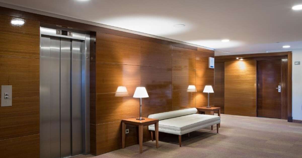 Een foto van het interieur van NH Marbella