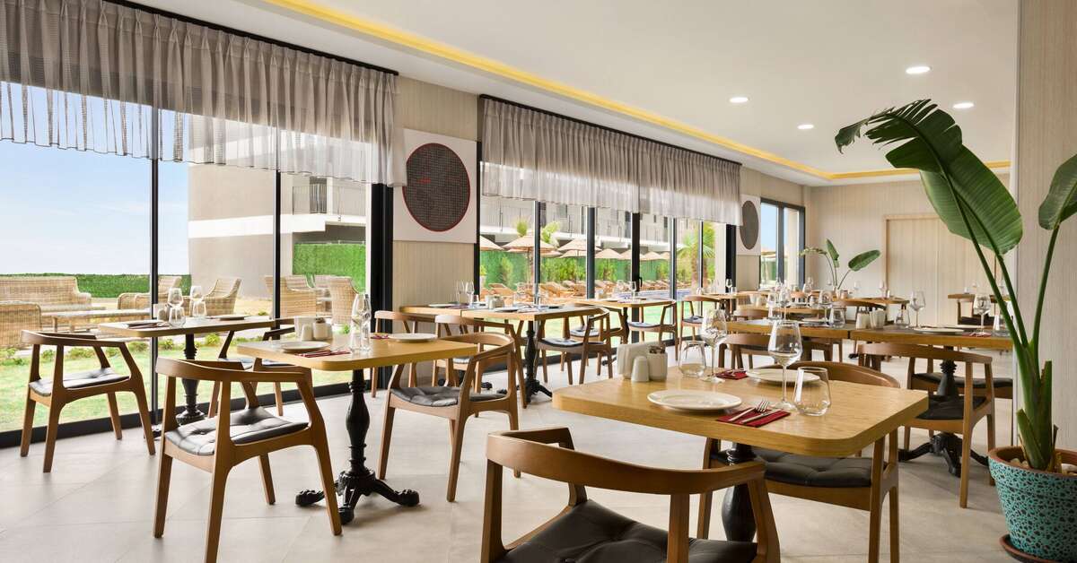 Een foto van Ramada by Wyndham Cesme