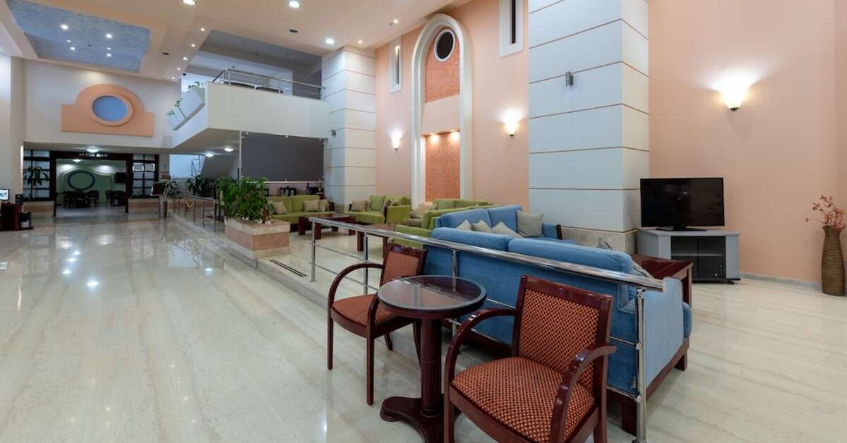 Een foto van het interieur van Sirene Beach Hotel