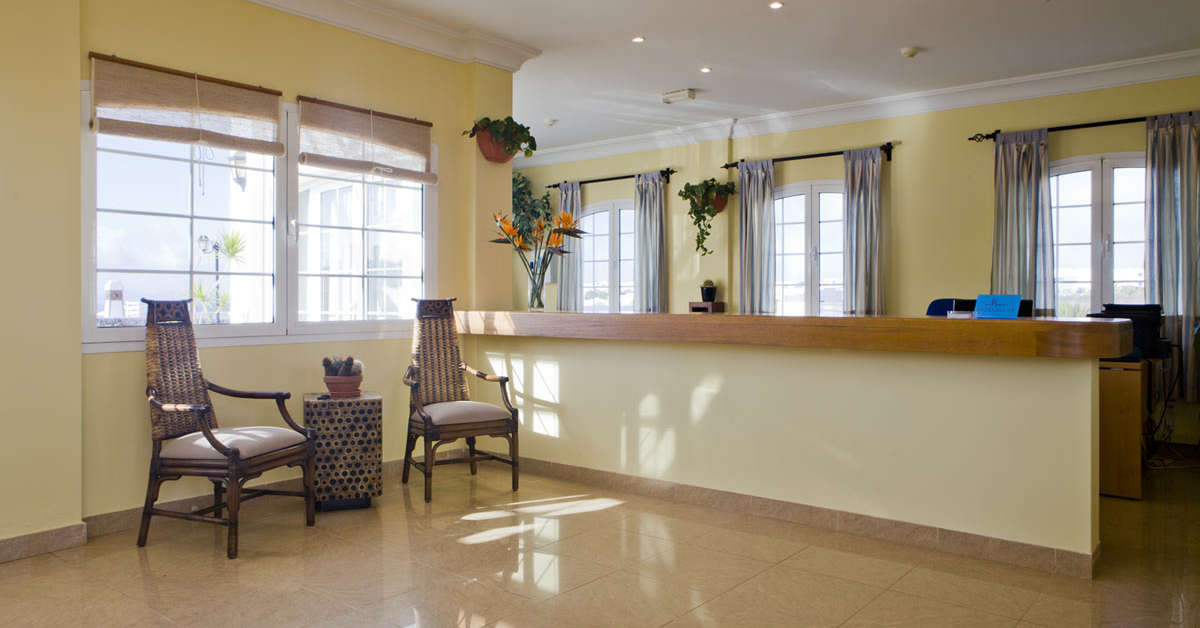 Een foto van het interieur van Appartementen Livvo Coloradamar