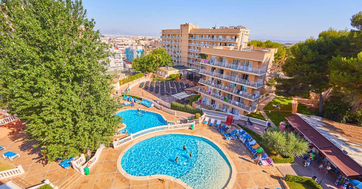 Een foto van het zwembad bij Palma Bay Club Resort & Annex