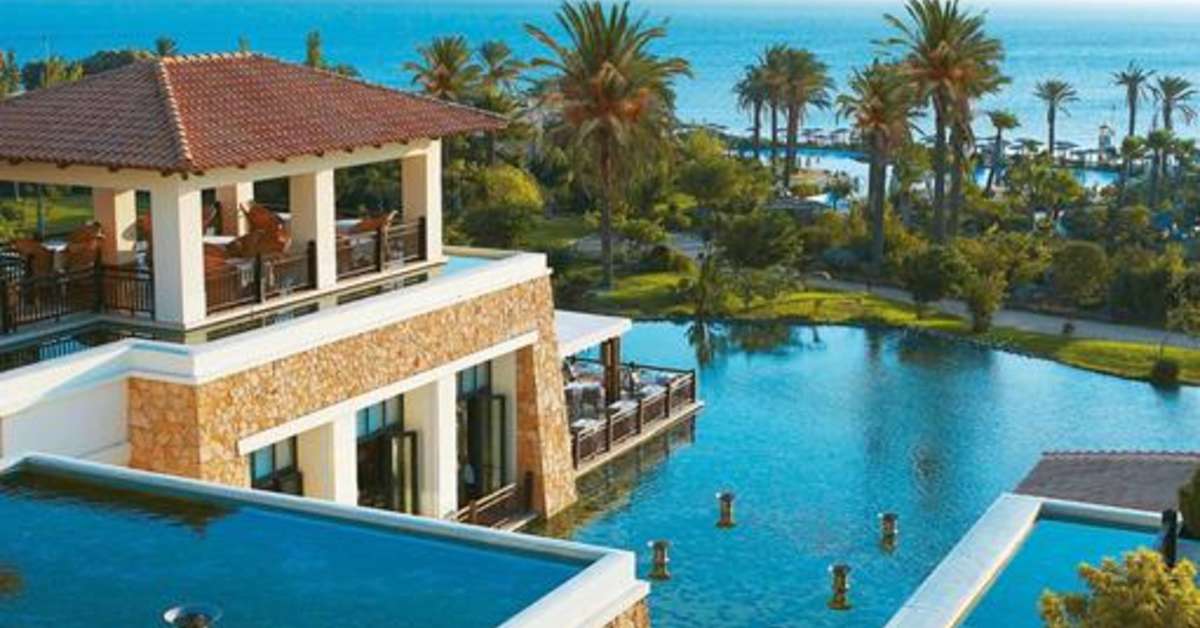 Een foto van het zwembad bij Grecotel Kos Imperial