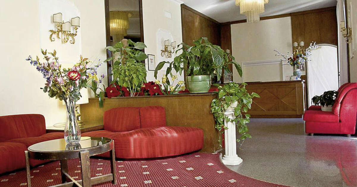 Een foto van het interieur van The Cross Hotel