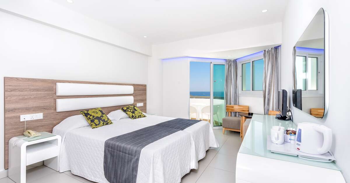 Ein Foto Tasia Maris Sands