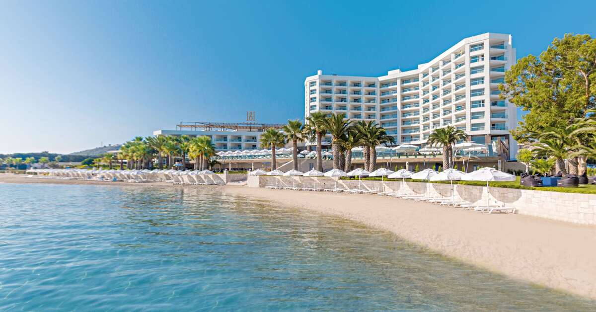 Een foto van de buitenkant van Boyalik Beach Hotel & Spa Thermal Resort