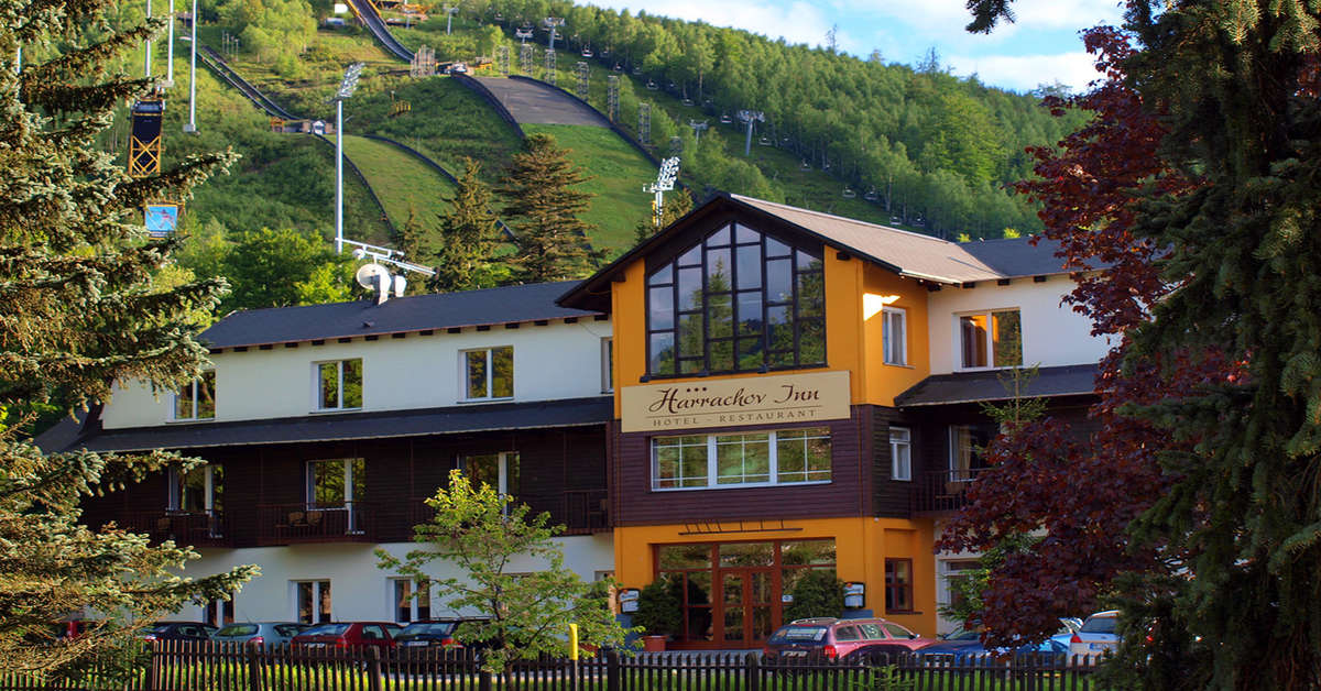Een foto van een overzicht van Hotel Harrachov Inn