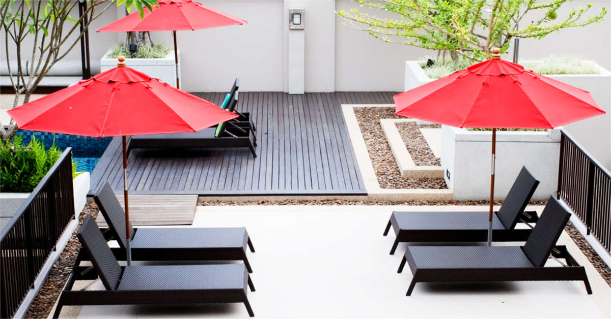 Een foto van het terras bij Tara Mantra Resort