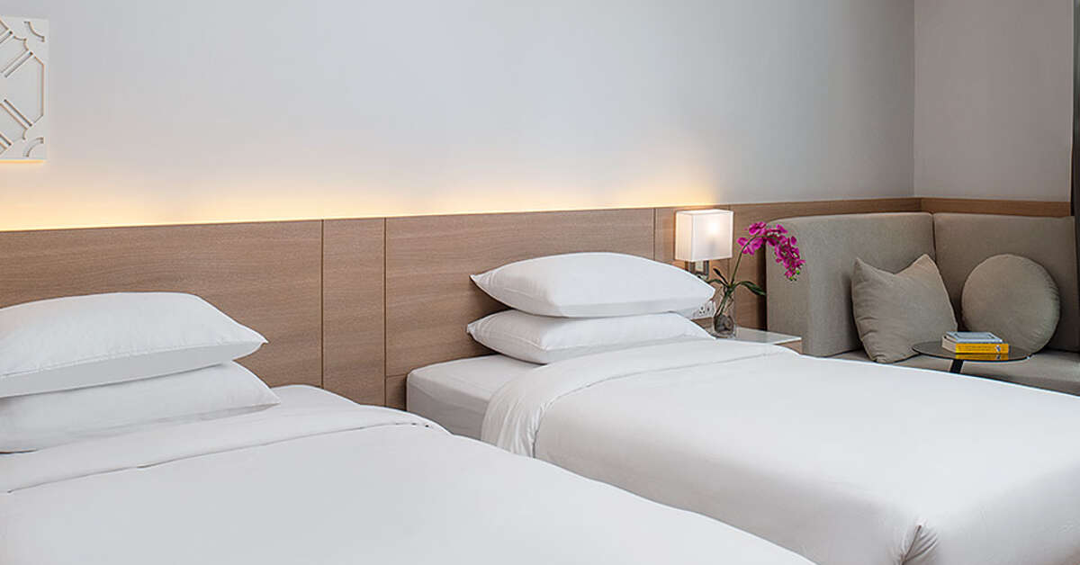 Een foto van The Andaman Beach Hotel Phuket