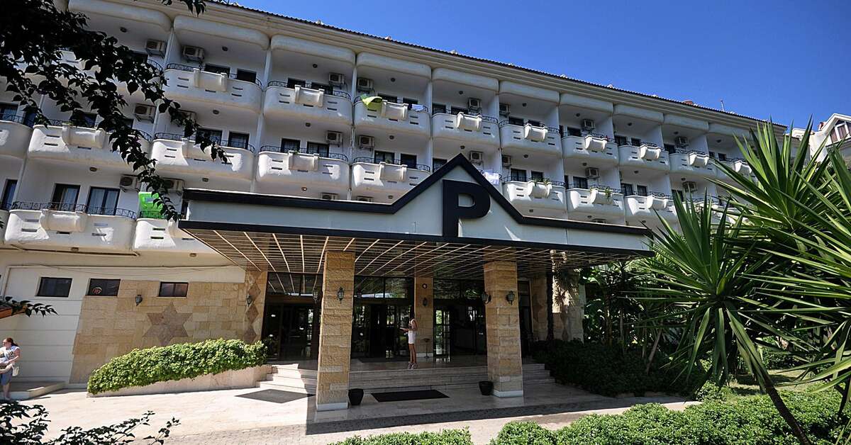 Een foto van de buitenkant van Pineta Club Hotel