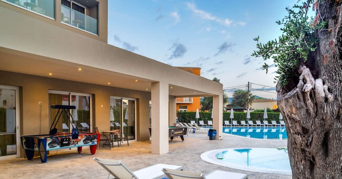 Een foto van het zwembad bij Cnic Gemini Hotel