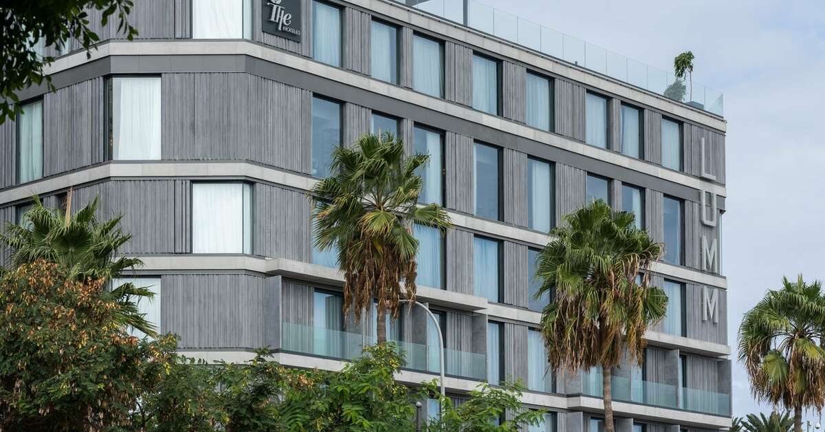 Ein Foto von der Außenansicht des Hotel Livvo Lumm