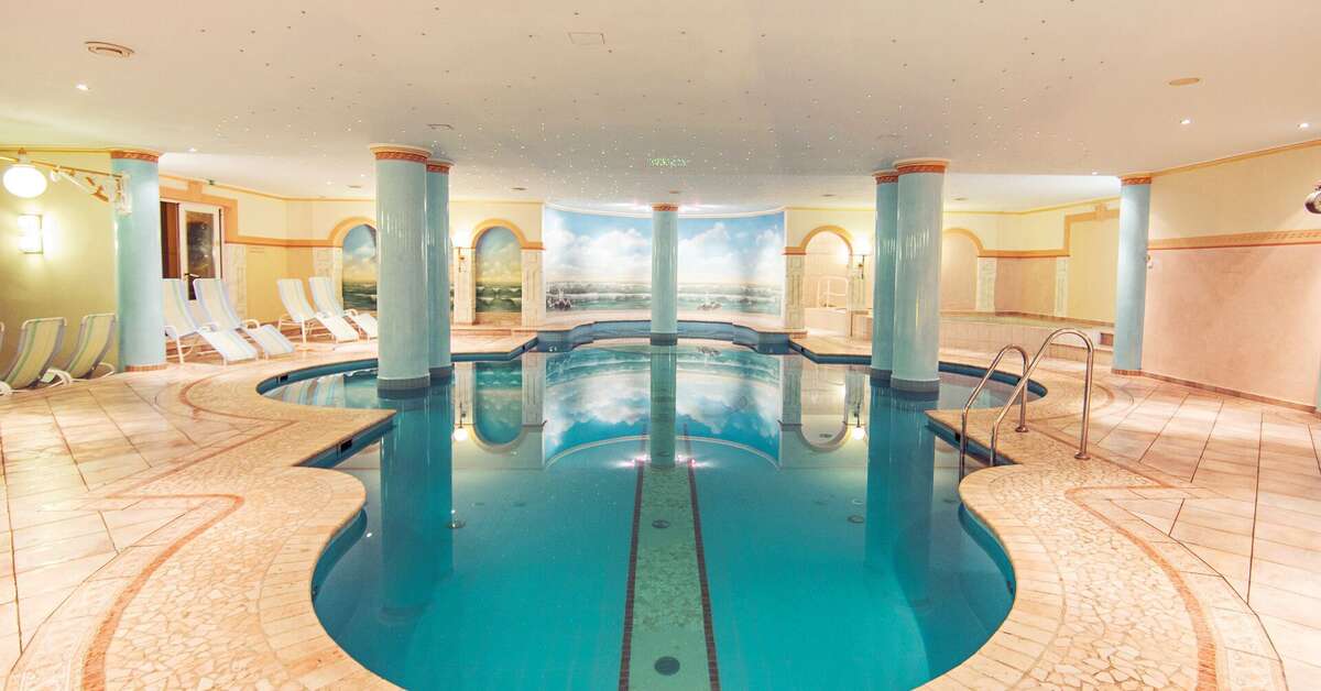 Een foto van het zwembad bij Grand Hotel Zell am See