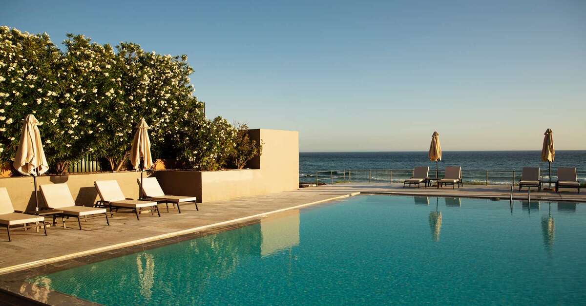 Een foto van het zwembad bij Domes of Corfu