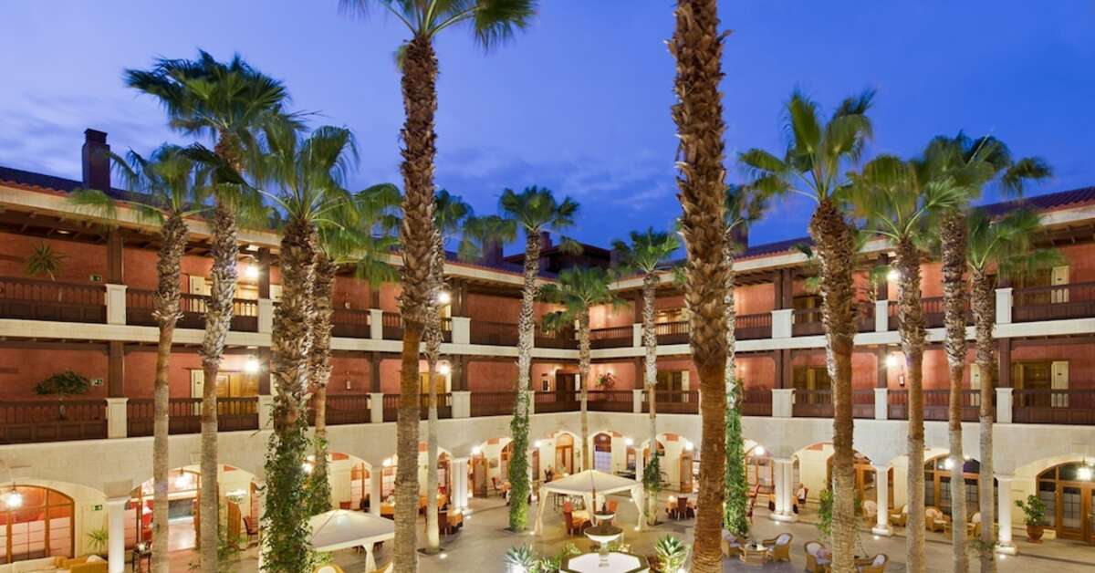 Een foto van de buitenkant van Elba Palace Golf Boutique Hotel