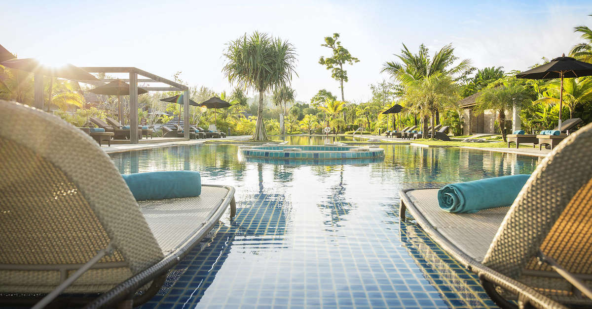 Een foto van het zwembad bij Robinson Club Khao Lak
