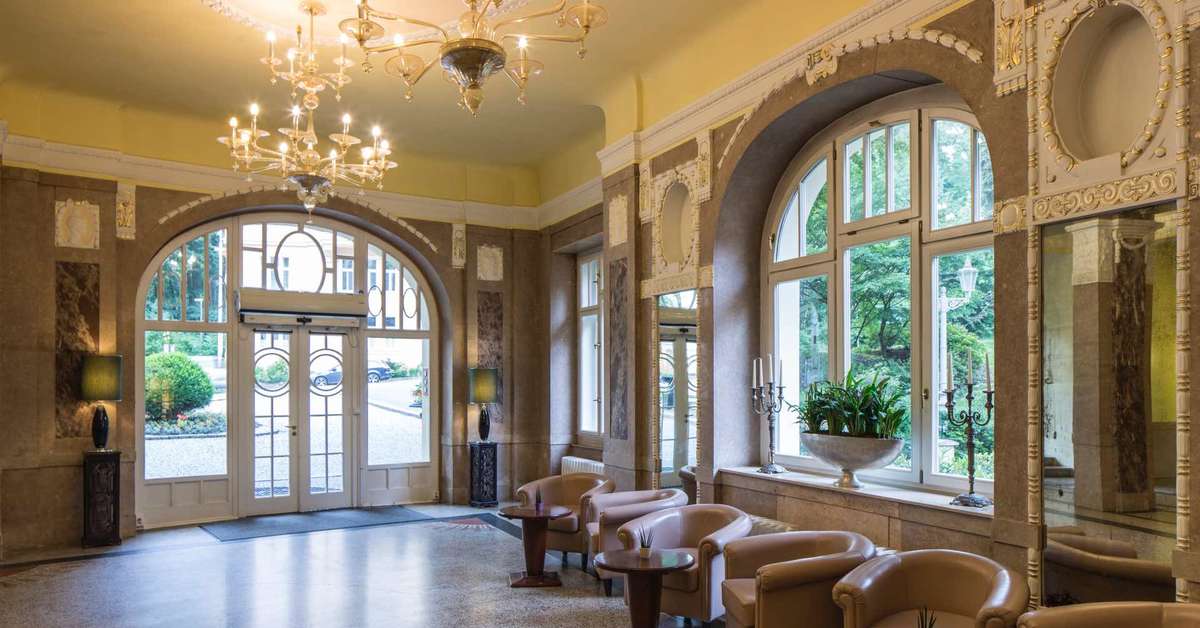 Een foto van het interieur van Falkensteiner Grand Spa Marienbad