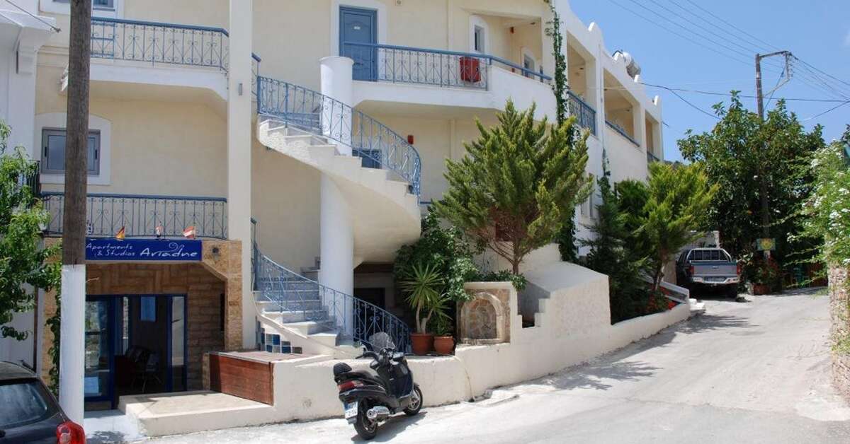 Een foto van de buitenkant van Appartementen Ariadne