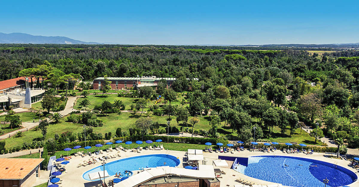 Een foto van een overzicht van TH Tirrenia Green Park Resort