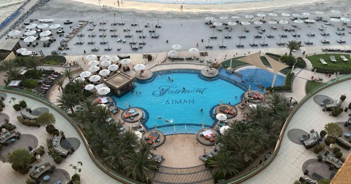 Ein Foto Fairmont Ajman