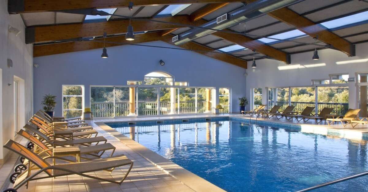 Een foto van het zwembad bij Vale D'Oliveiras Quinta Resort & Spa