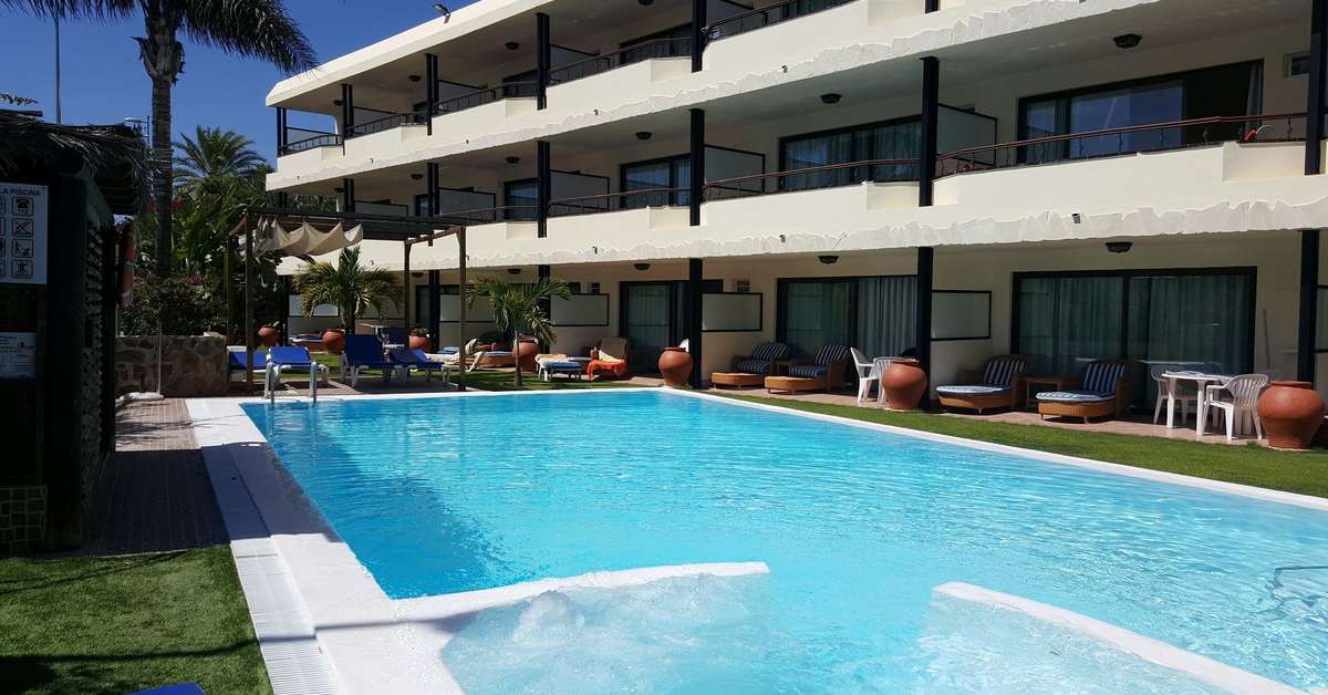 Een foto van het zwembad bij Appartementen VIP Nogal