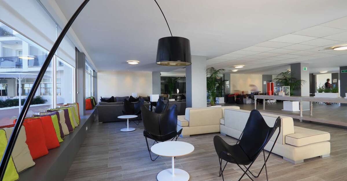 Een foto van het interieur van Estival Centurion Playa