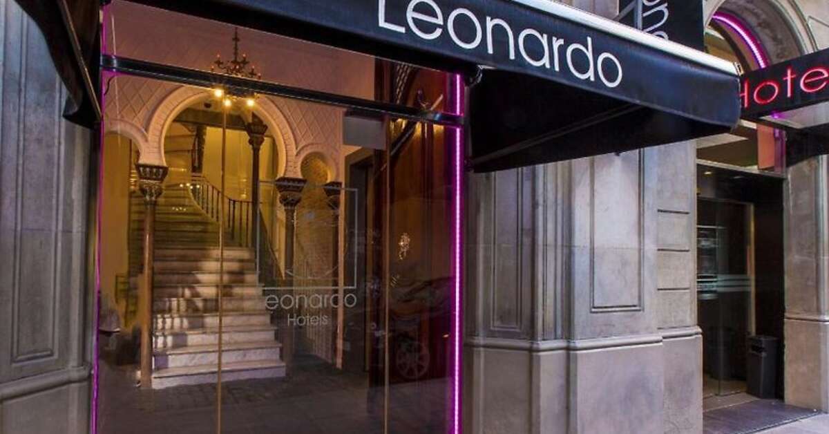 Een foto van de buitenkant van Leonardo Hotel Barcelona Las Ramblas