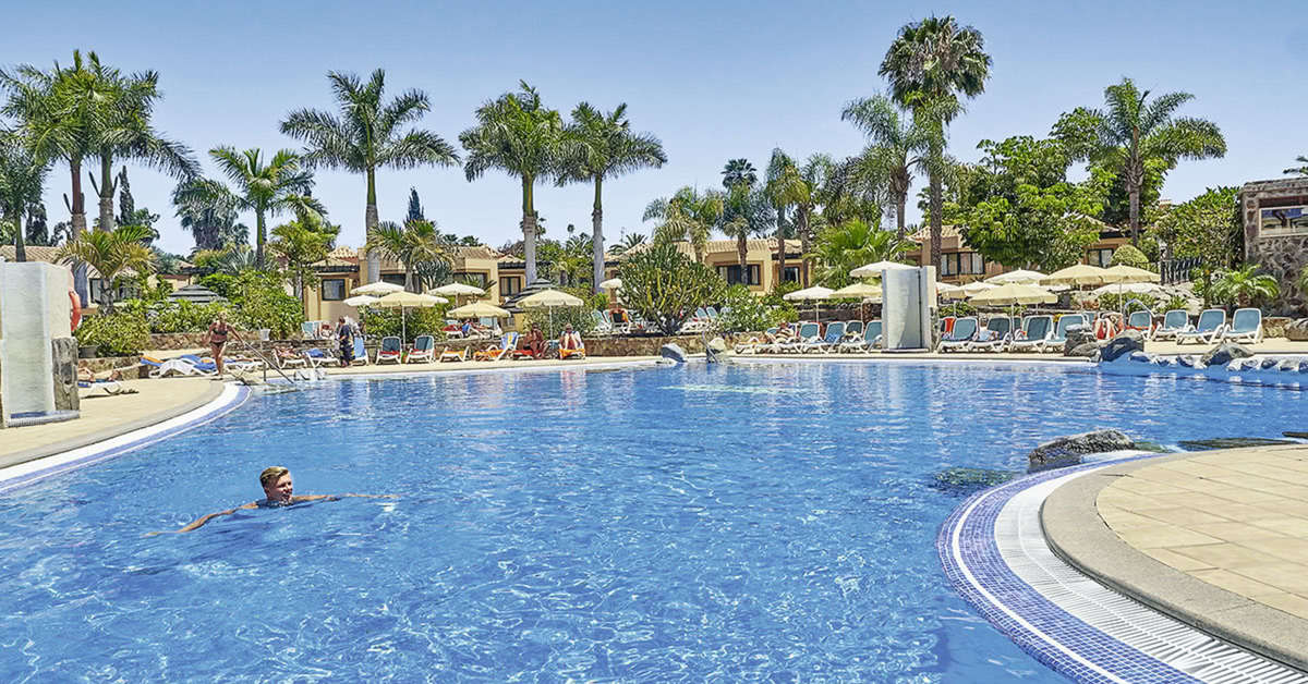 Een foto van het zwembad bij Allsun Hotel Esplendido