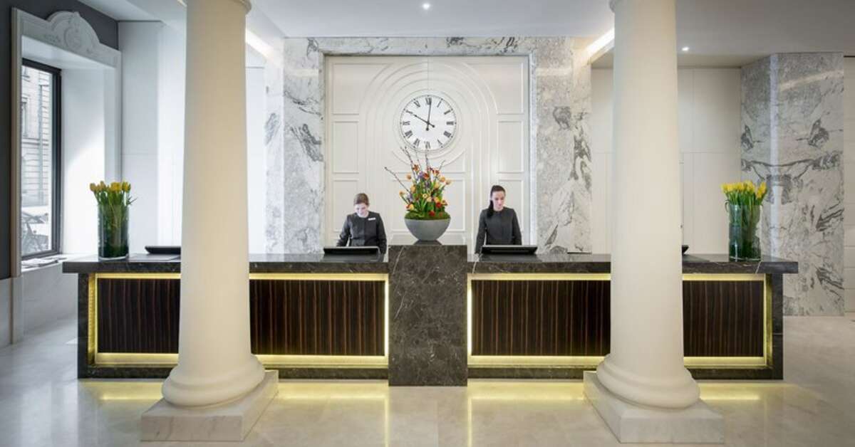Een foto van het interieur van Titanic Gendarmenmarkt Berlin