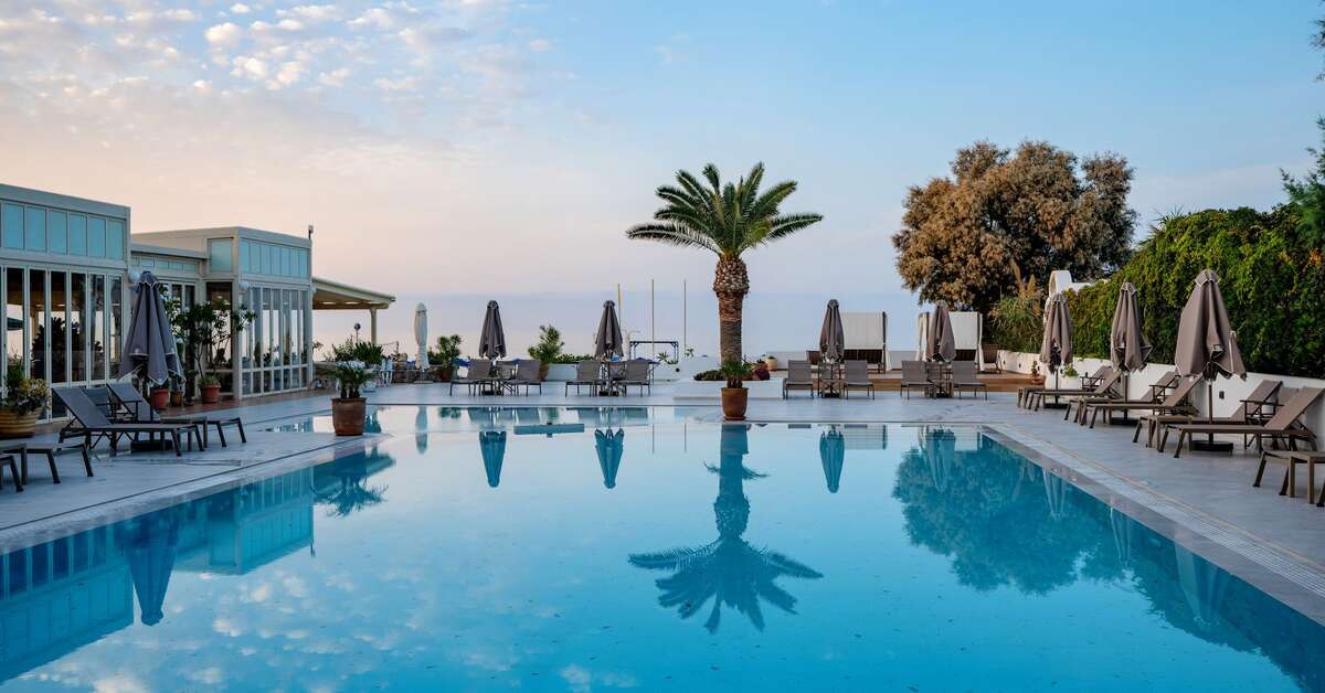 Een foto van het zwembad bij Kathrin Beach Hotel