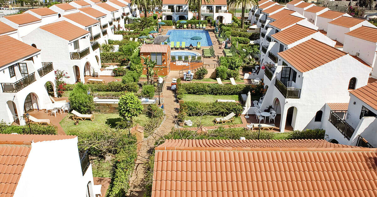 Een foto van het zwembad bij Parquemar Appartement & Bungalow Complex
